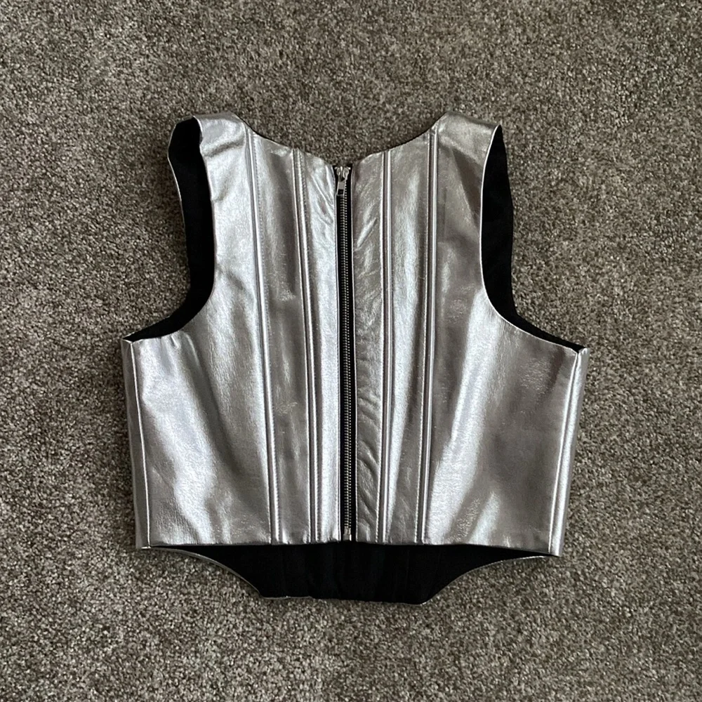 Steve Madden top size medium women’s nwt - Picture 2 of 2